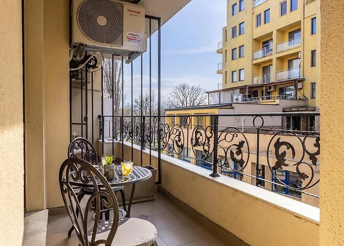 Daire Cozy River Escape In Free Parking Filibe